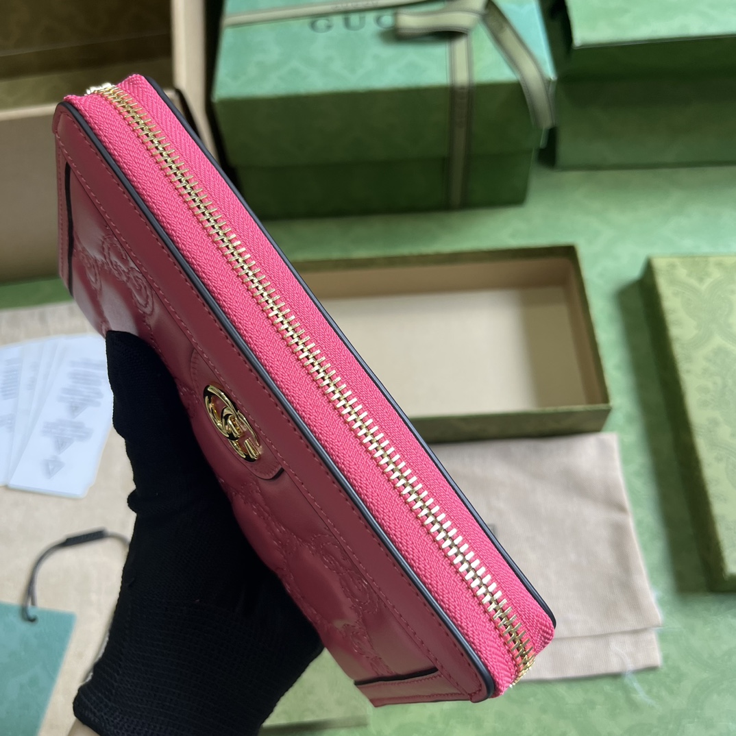 G*u*i gg matelassÉ zip-around wallet