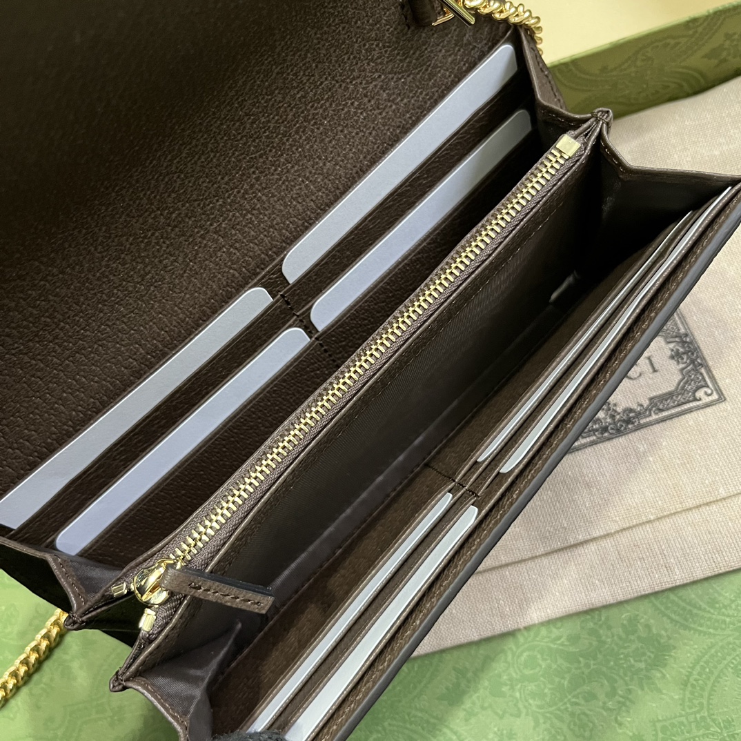 G*u*i blondie wallet
