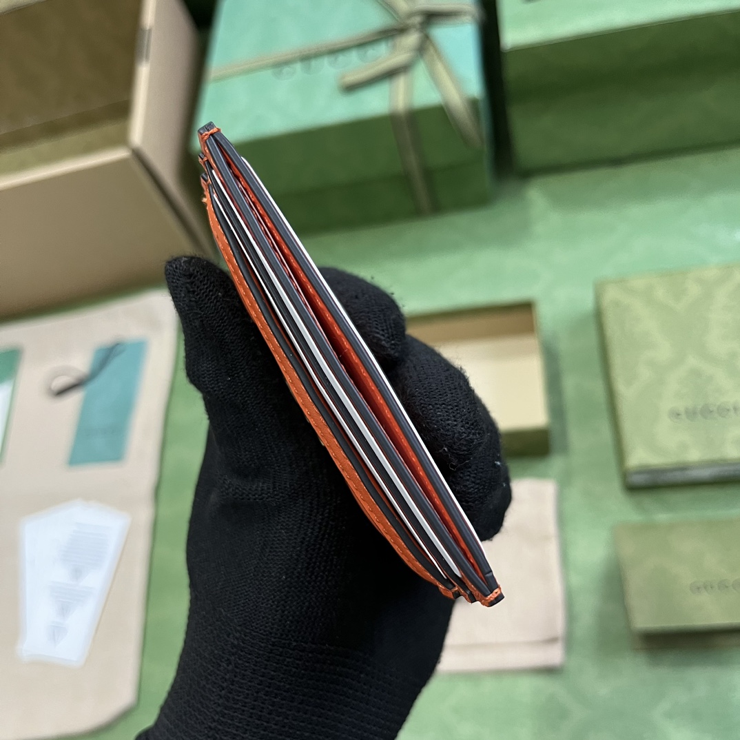 G*u*i gg matelassÉ card case