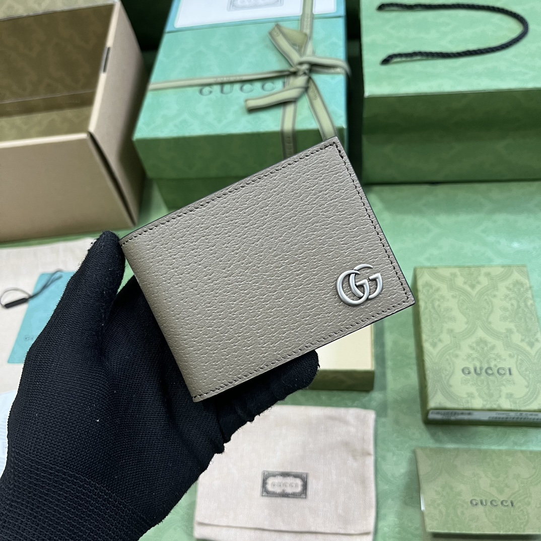 G*u*i gg marmont leather bi-fold wallet