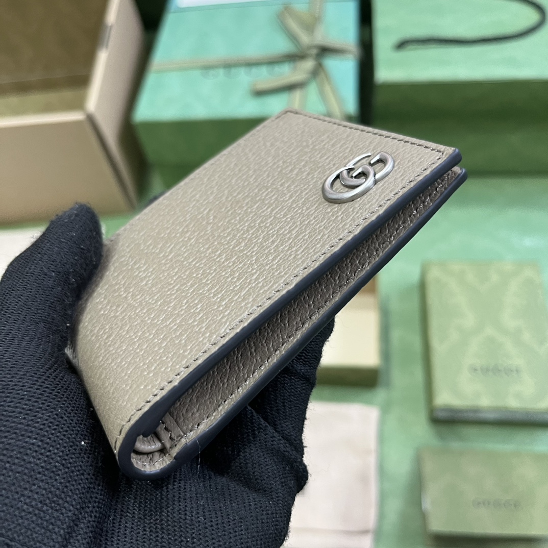 G*u*i gg marmont leather bi-fold wallet
