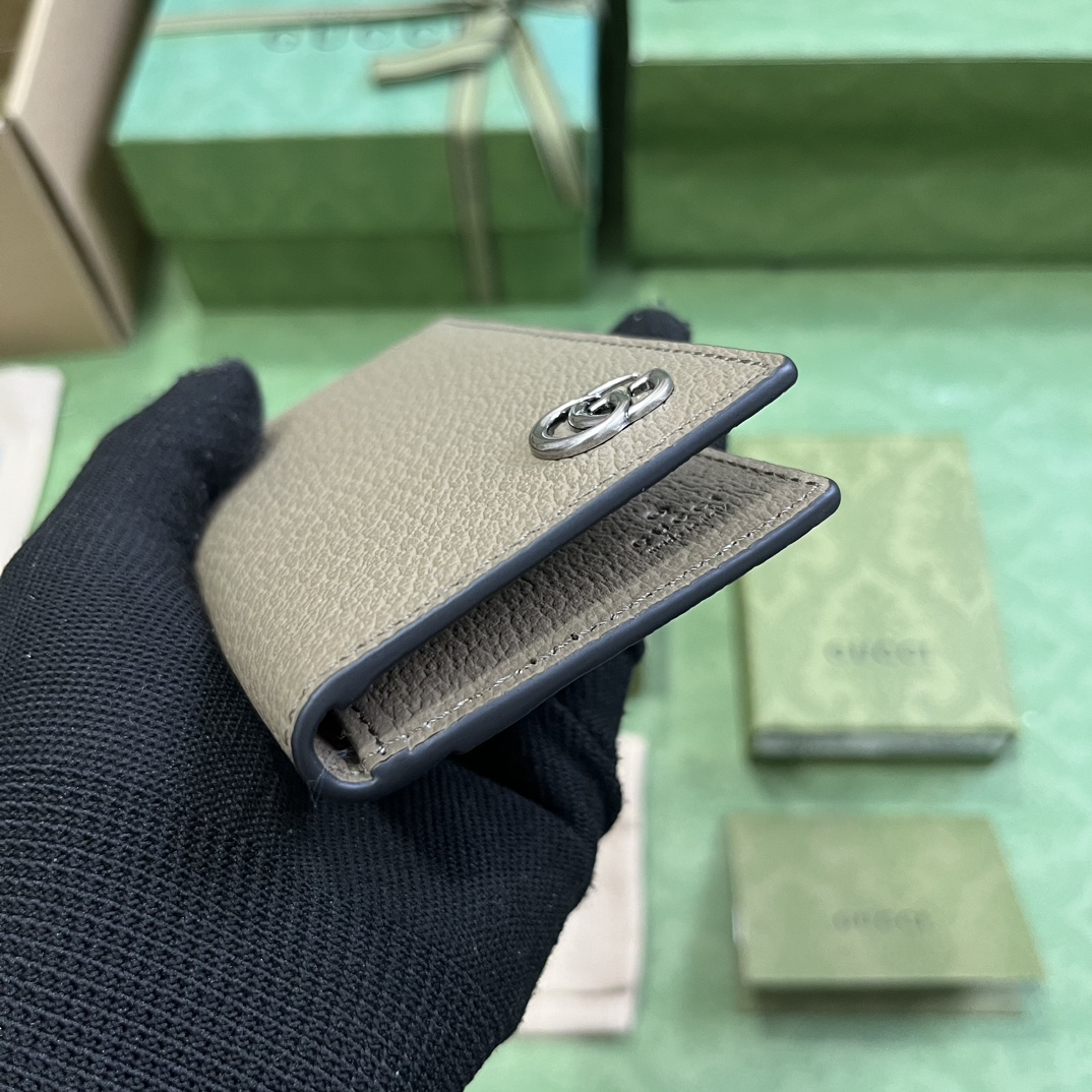 G*u*i gg marmont card case
