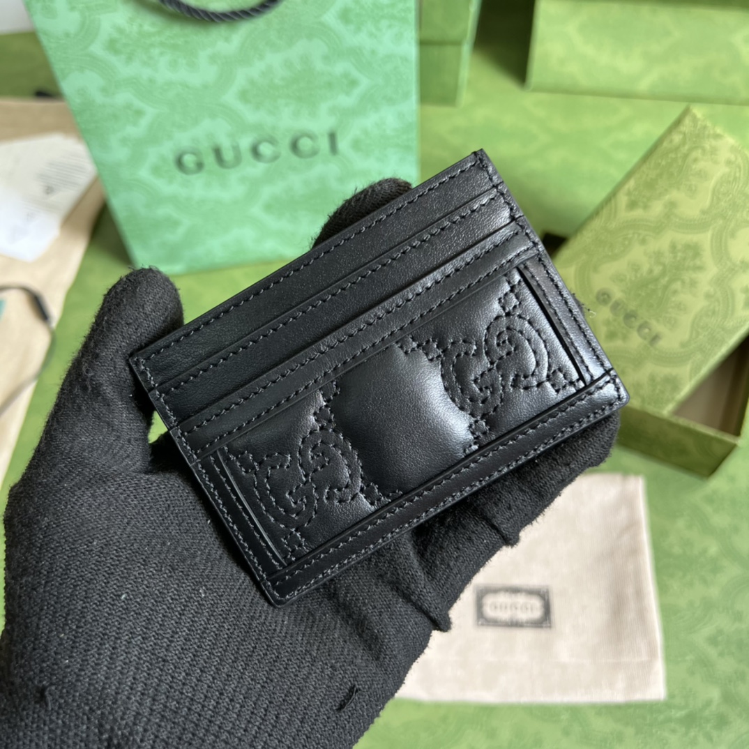 G*u*i gg matelassÉ card case