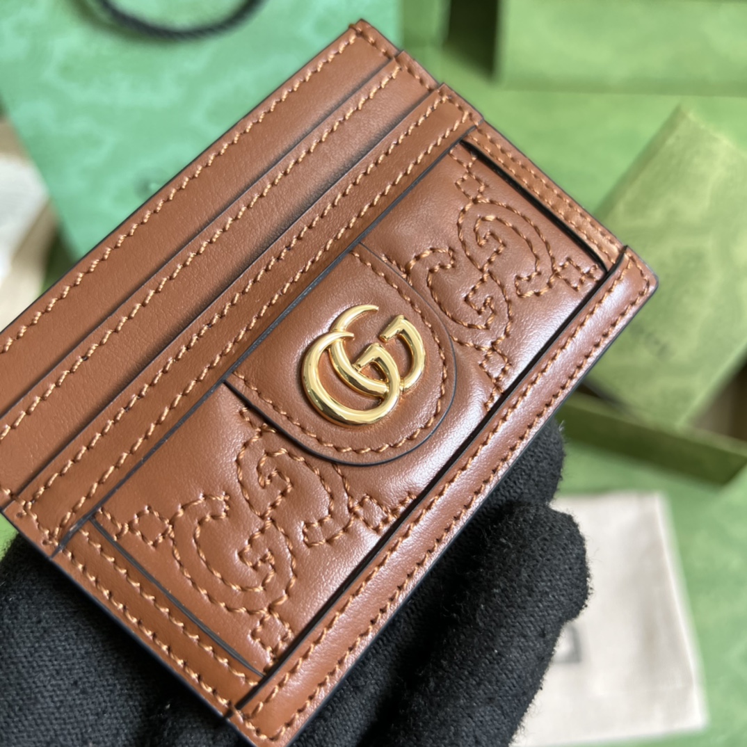 G*u*i gg matelassÉ card case