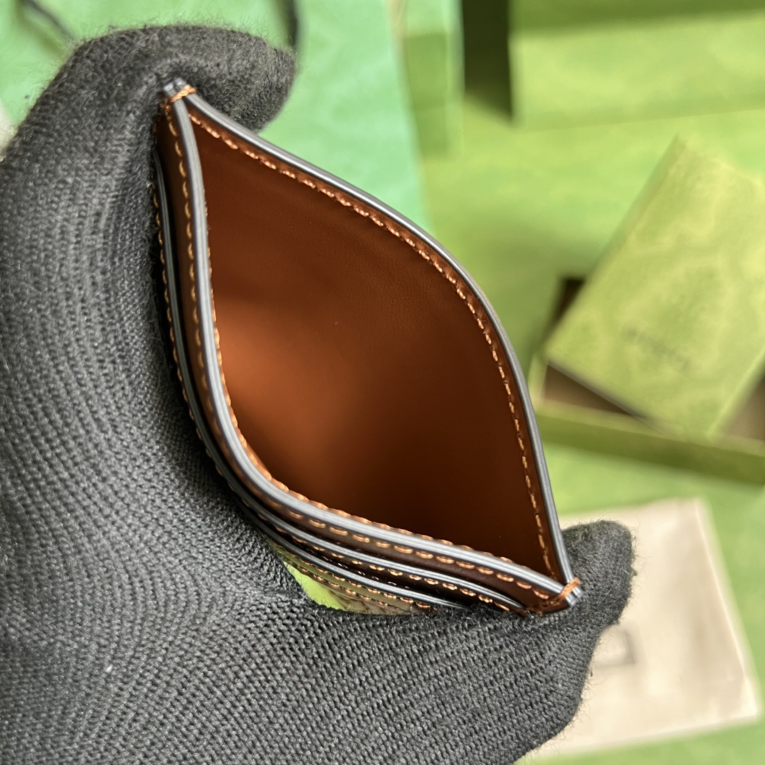 G*u*i gg matelassÉ card case