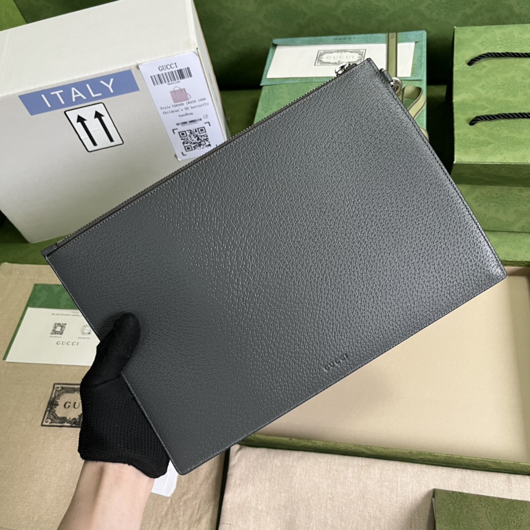 G*u*i gg marmont leather pouch