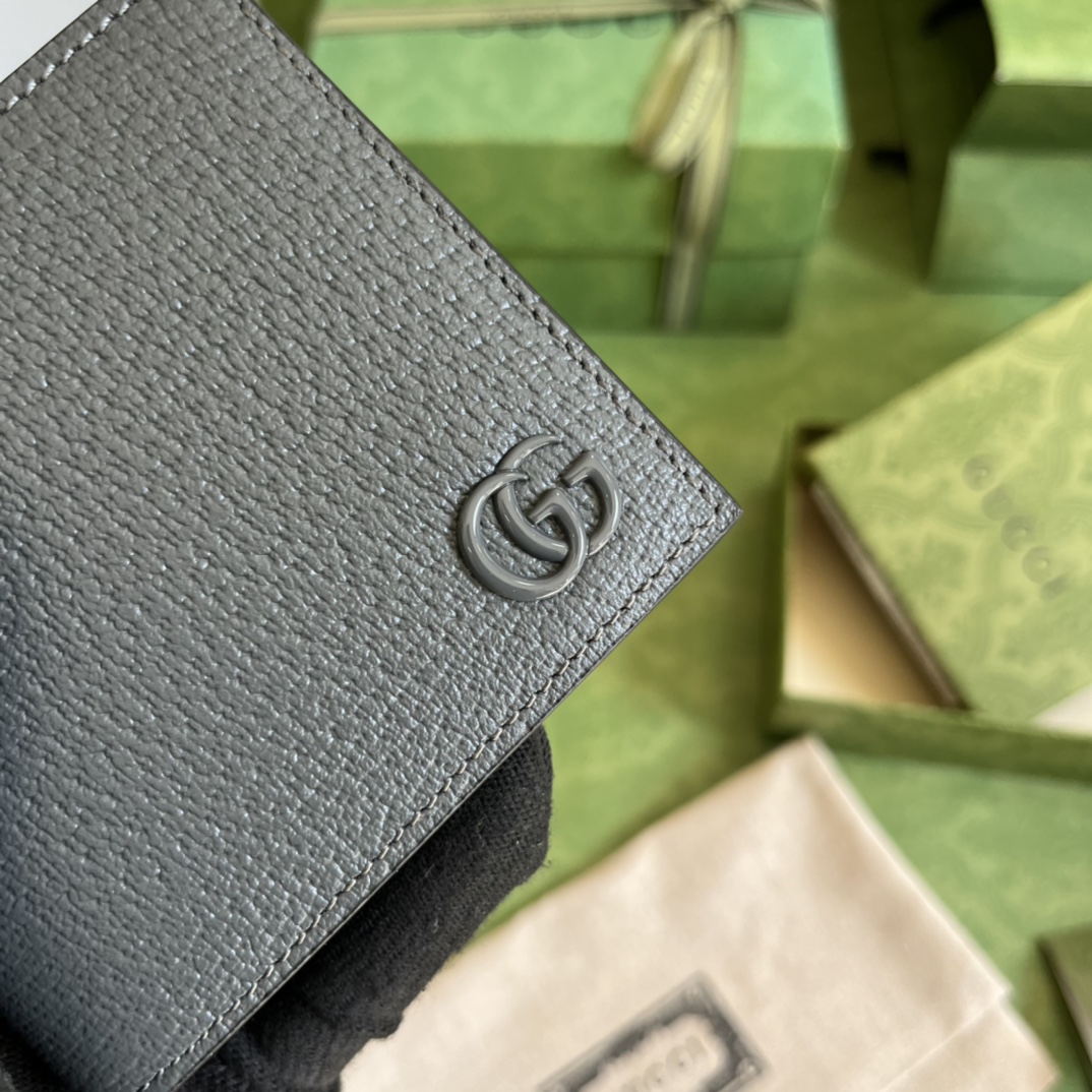 G*u*i gg marmont leather bi-fold wallet