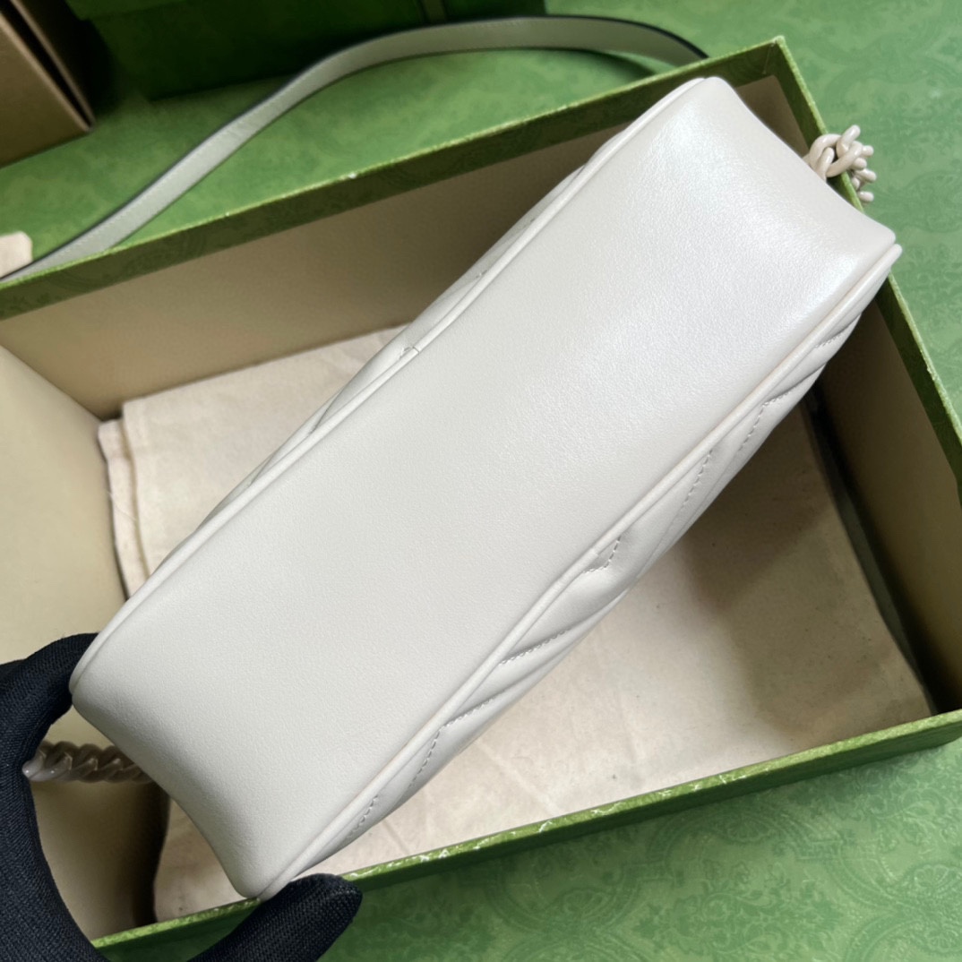 G*u*i marmont small matelassé shoulder bag