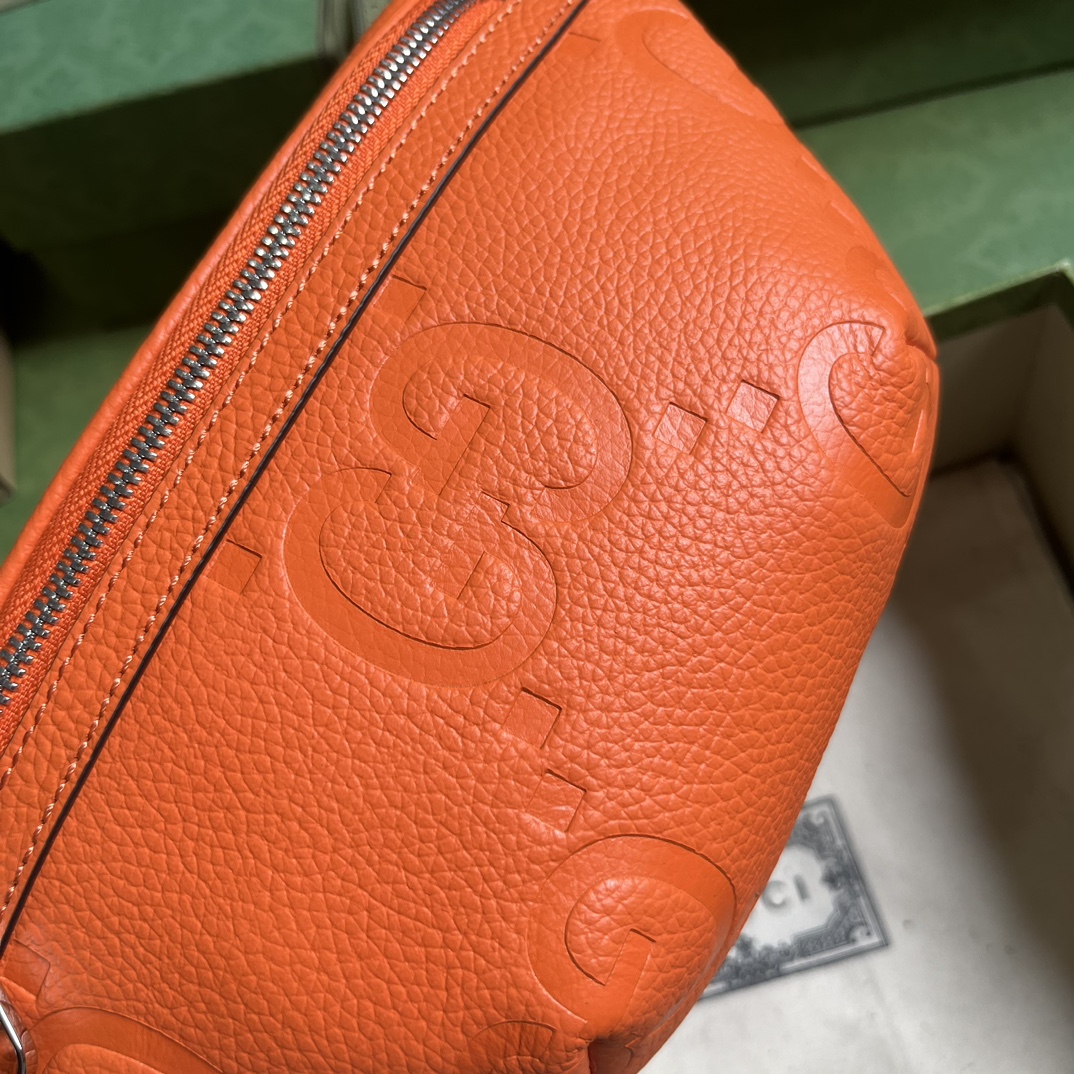 G*u*i gg belt bag