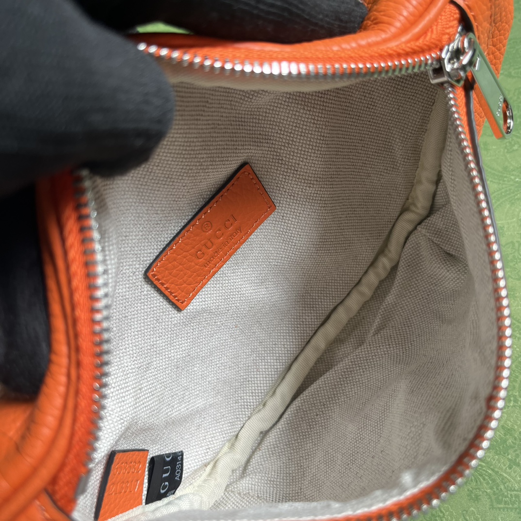 G*u*i gg belt bag