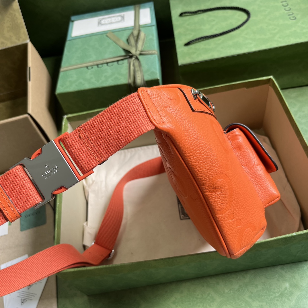 G*u*i jumbo gg belt bag