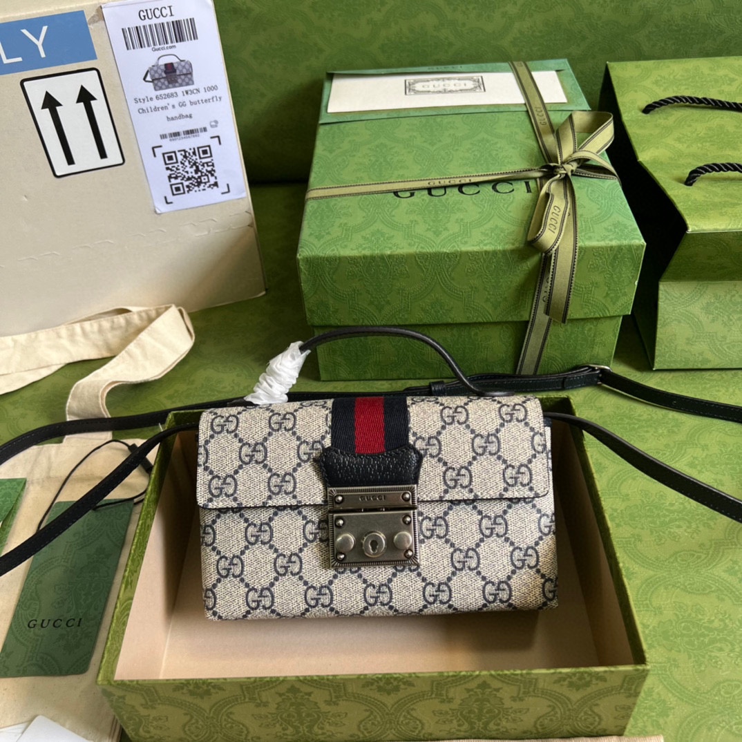 G*u*i padlock mini bag