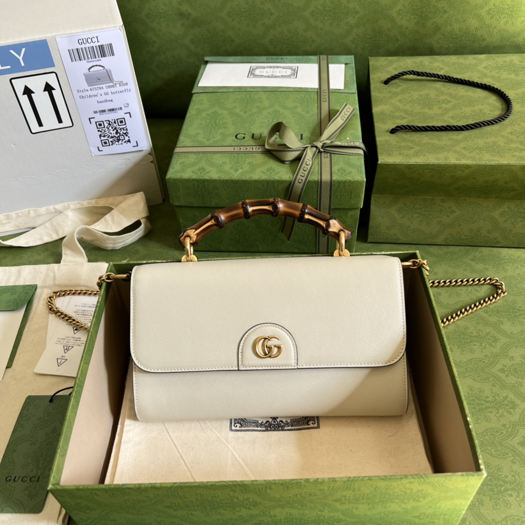 G*u*i diana small bag