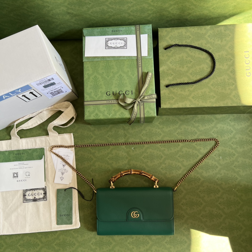 G*u*i diana small bag