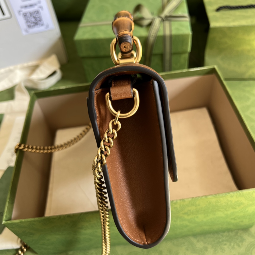 G*u*i diana small bag