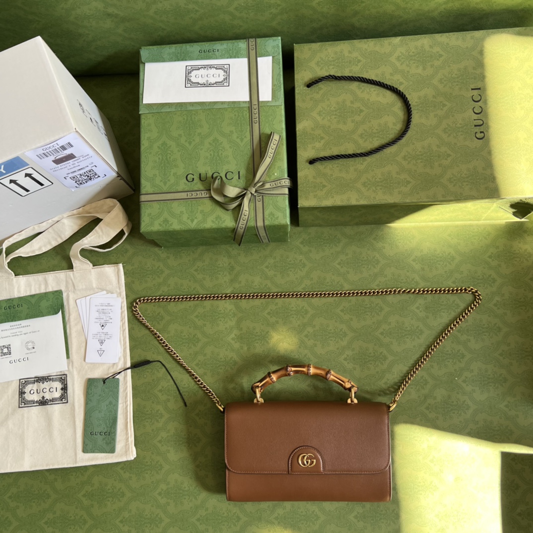 G*u*i diana small bag