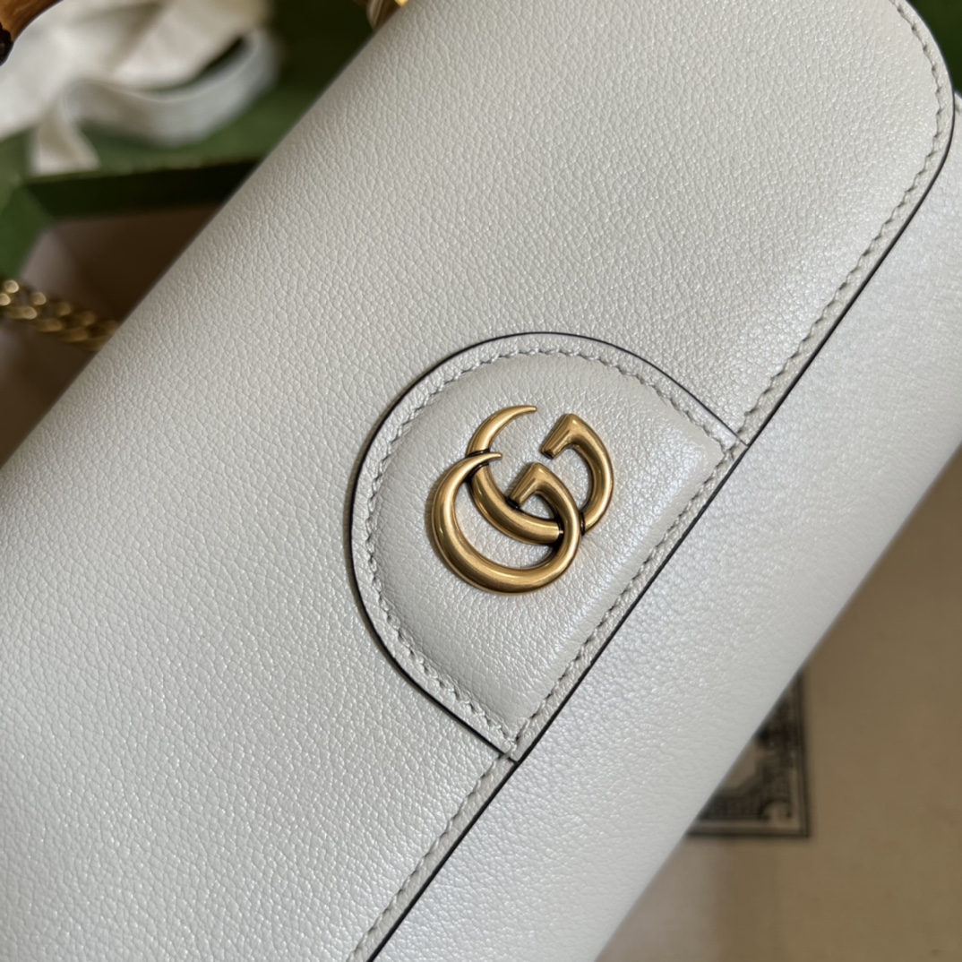 G*u*i diana mini bag