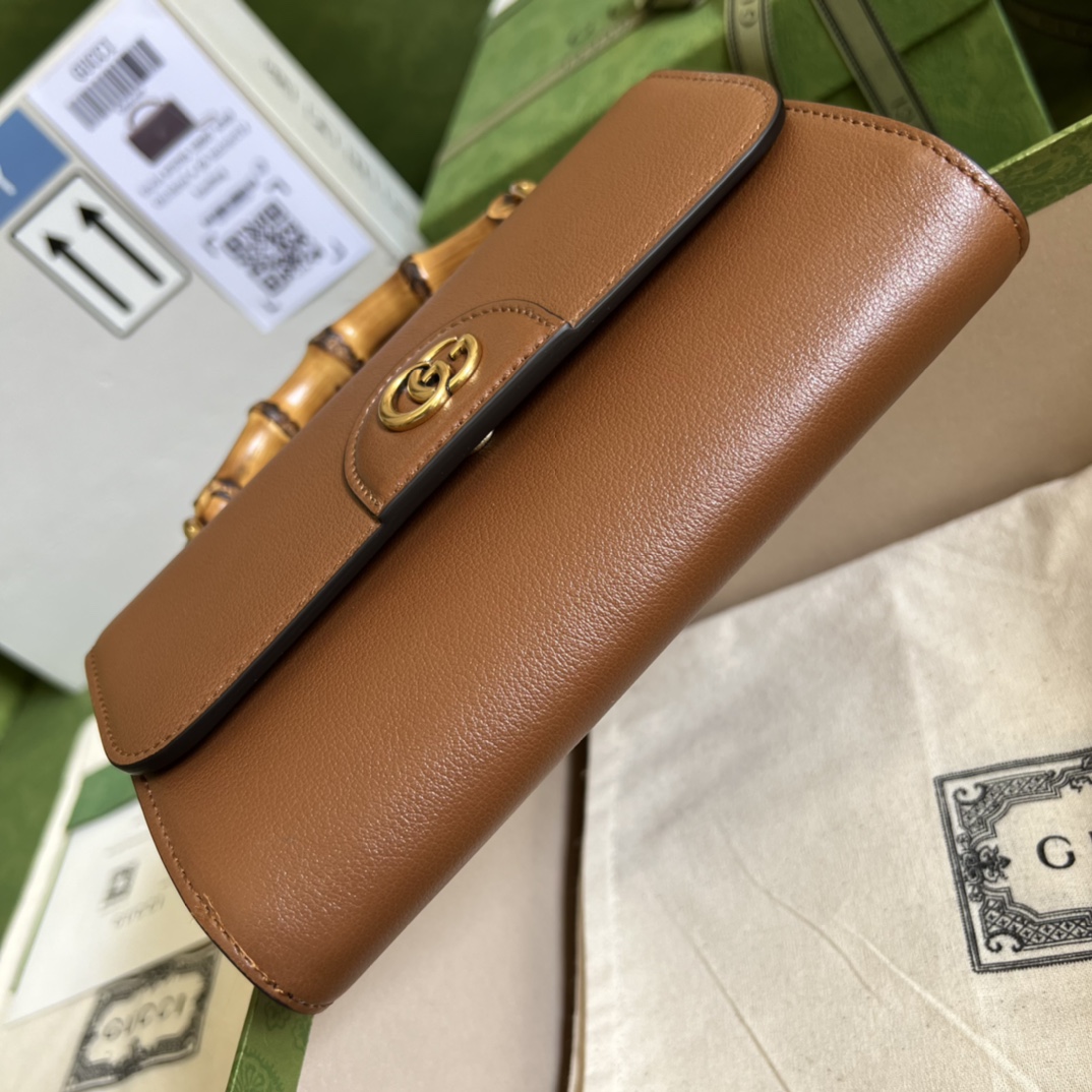 G*u*i diana mini bag