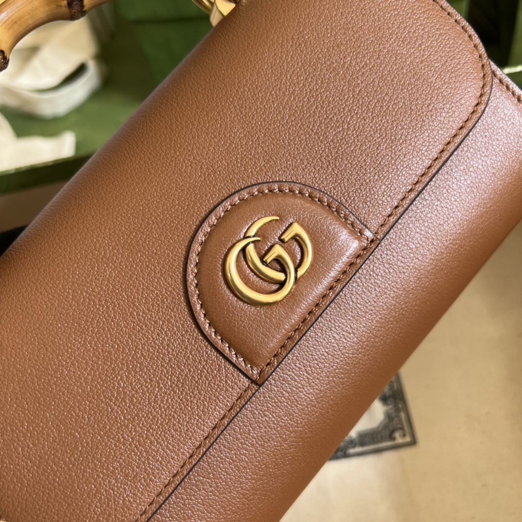 G*u*i diana mini bag