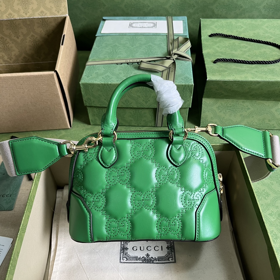G*u*i gg matelasse handbag