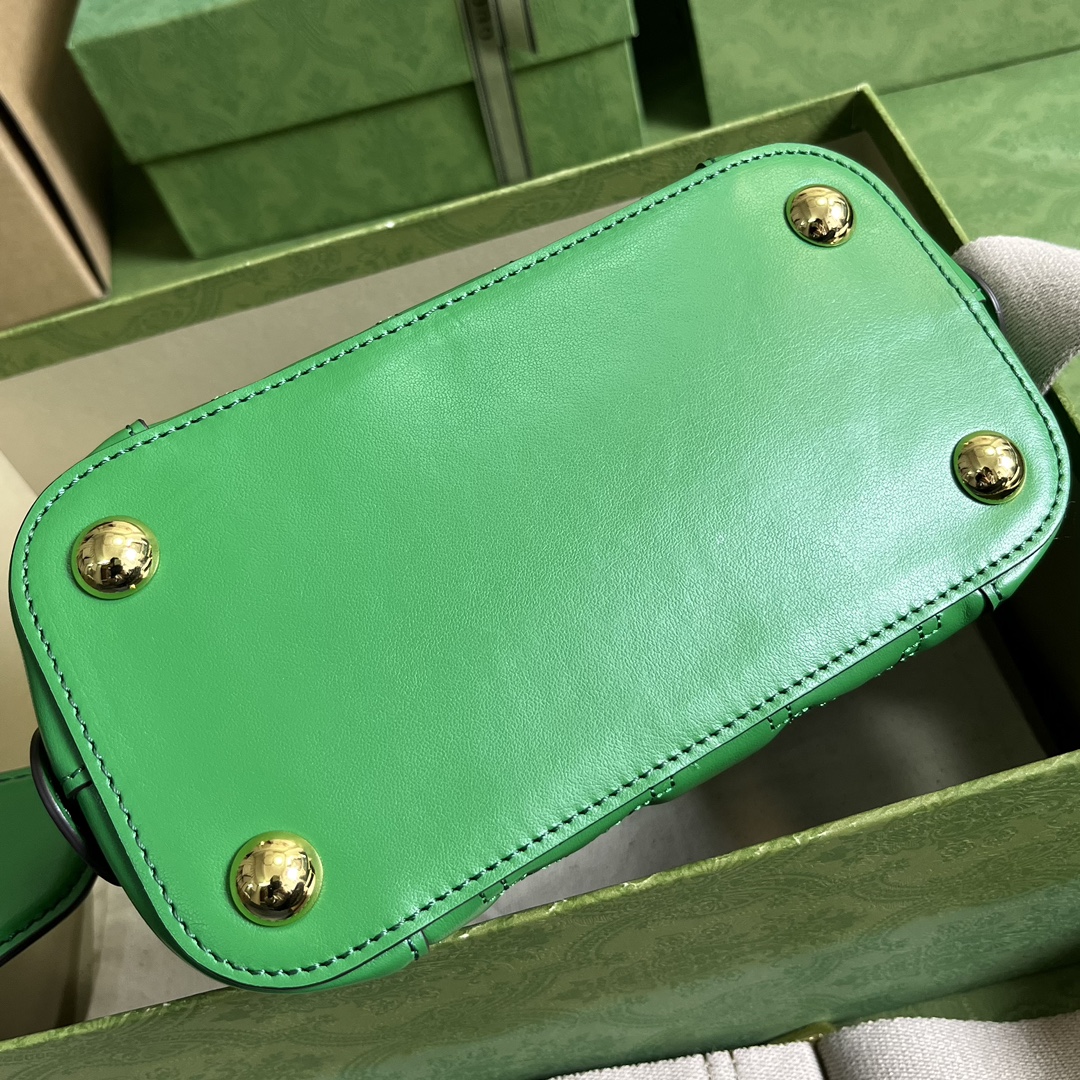 G*u*i gg matelasse handbag