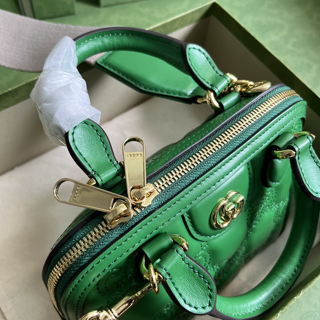 G*u*i gg matelasse handbag