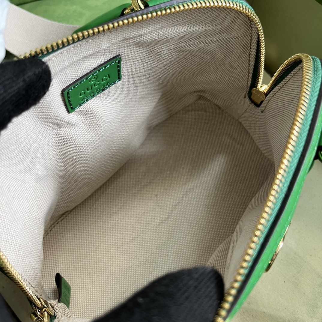 G*u*i gg matelasse handbag