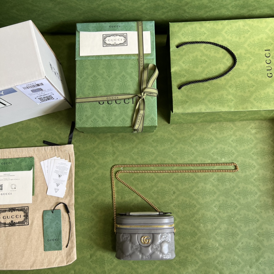 G*u*i gg matelassÉ top handle mini bag
