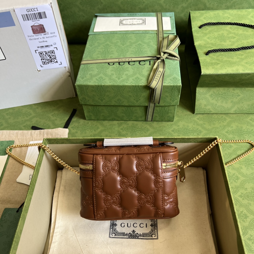 G*u*i gg matelassÉ top handle mini bag