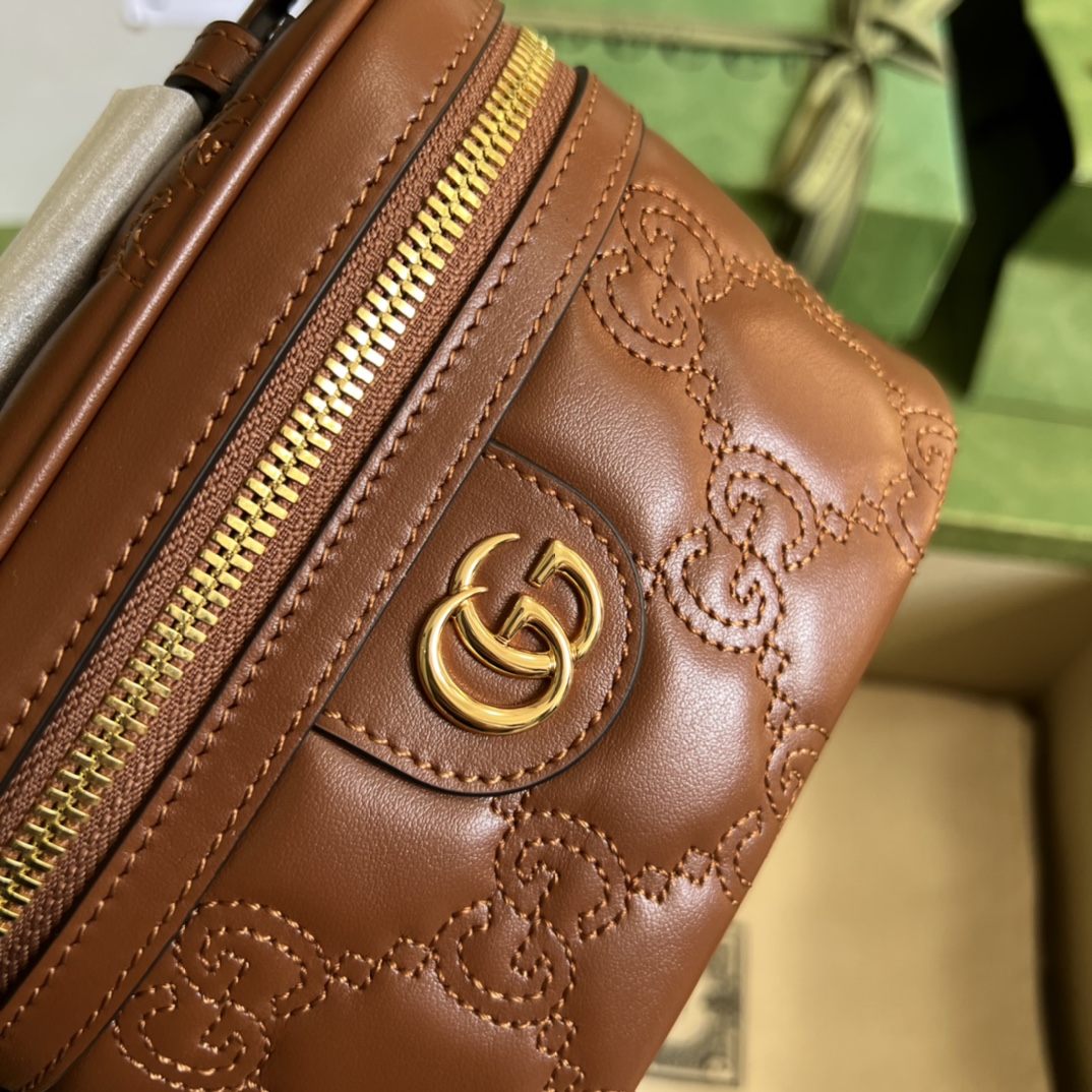 G*u*i gg matelassÉ top handle mini bag