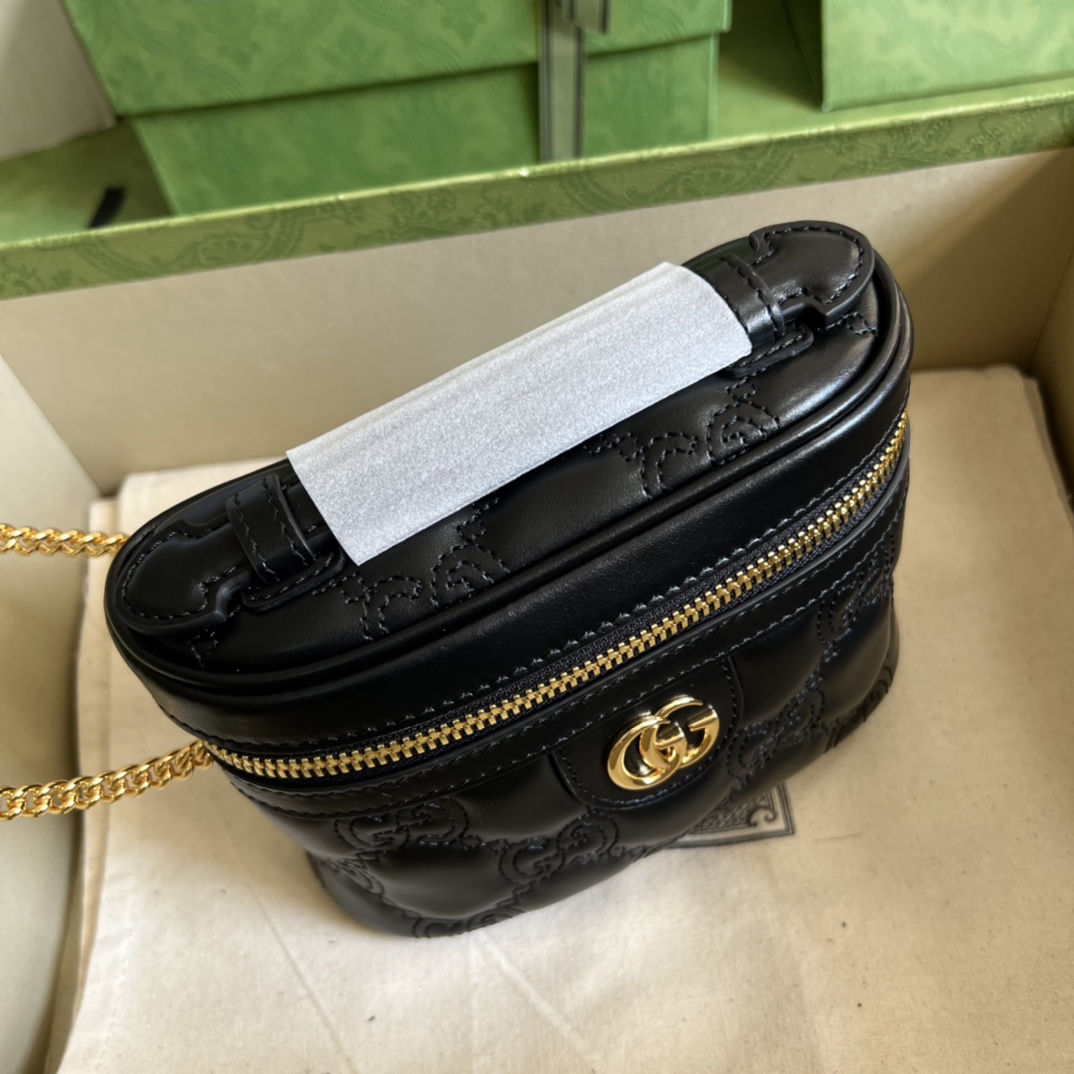 G*u*i gg matelassÉ top handle mini bag