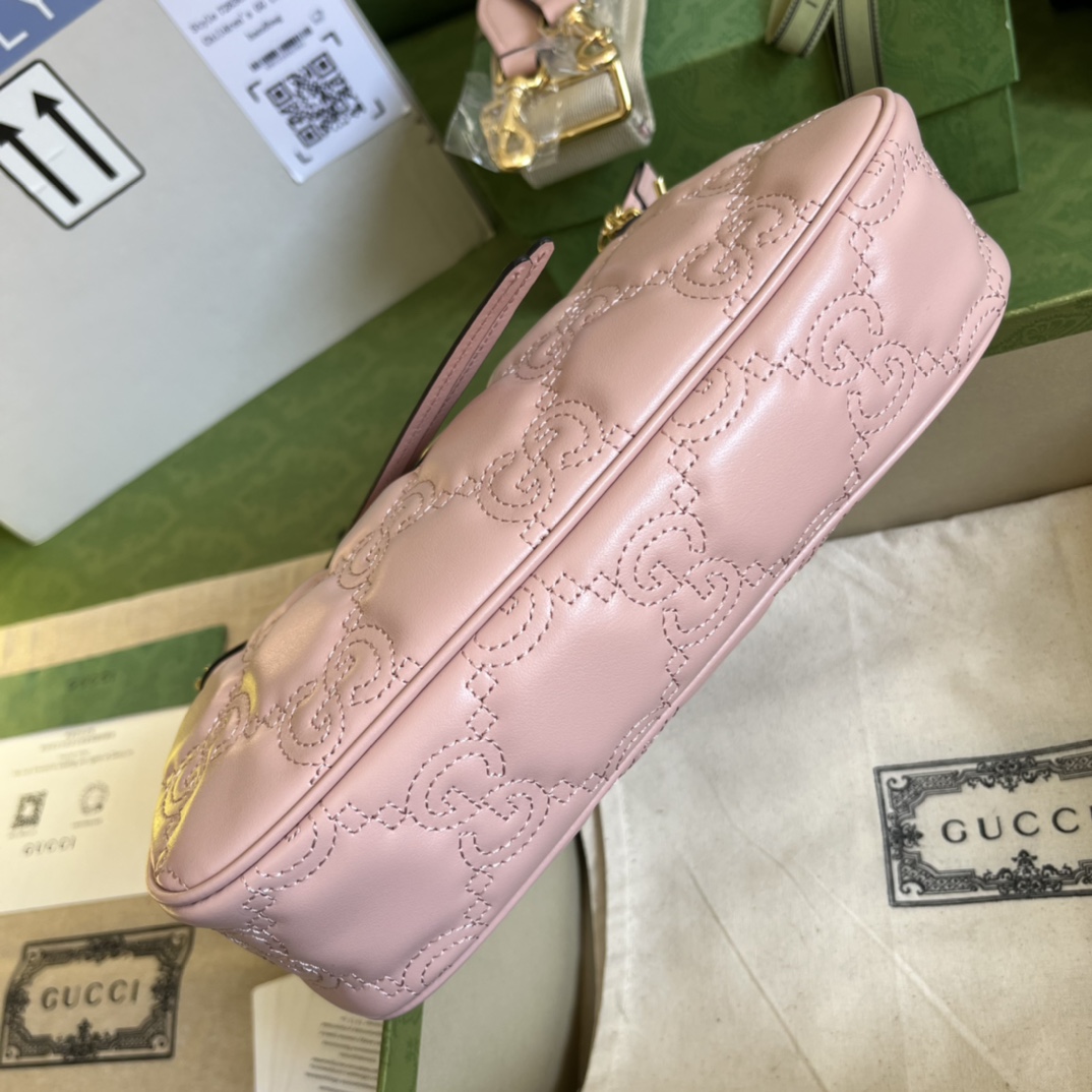 G*u*i matelassé handbag