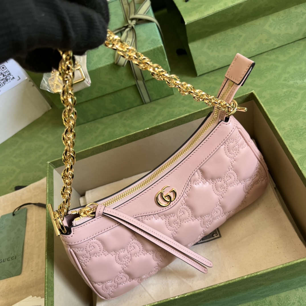 G*u*i matelassé handbag