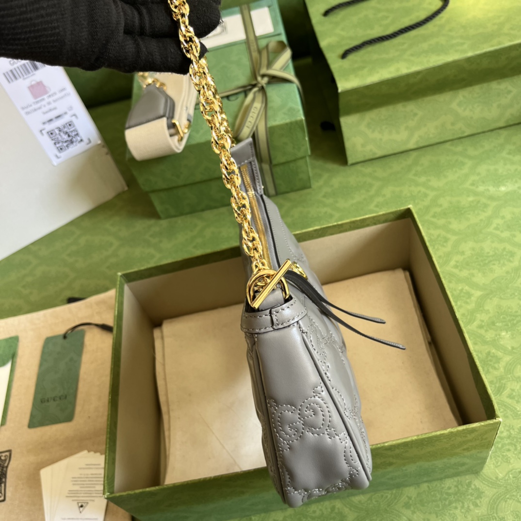 G*u*i matelassé handbag