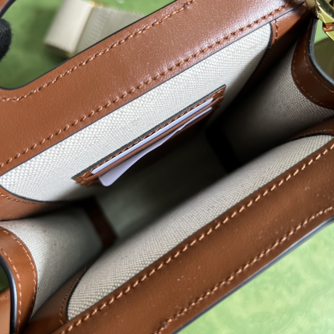 G*u*i gg matelassÉ top handle mini bag