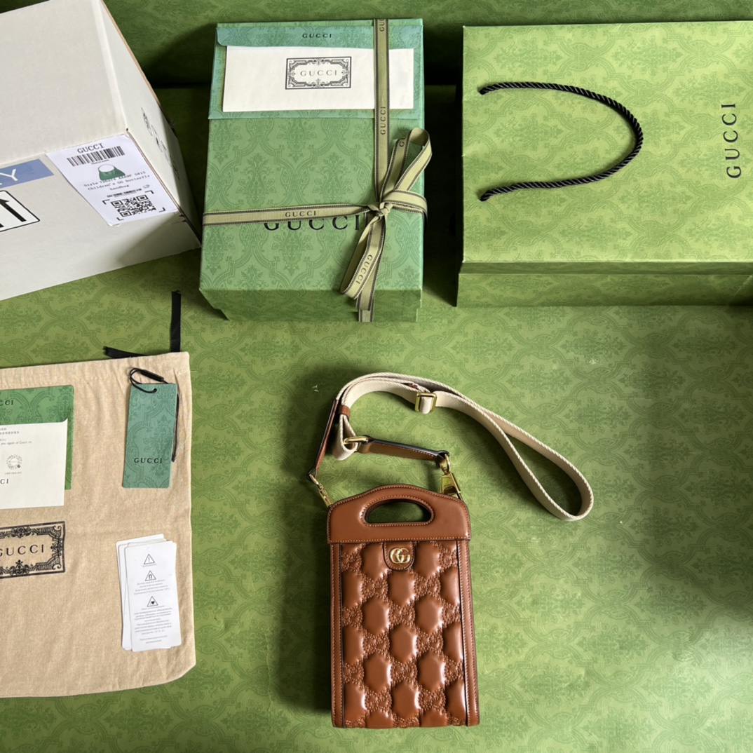 G*u*i gg matelassÉ top handle mini bag