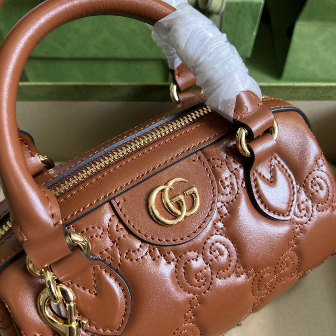 G*u*i gg matelassÉ mini bag