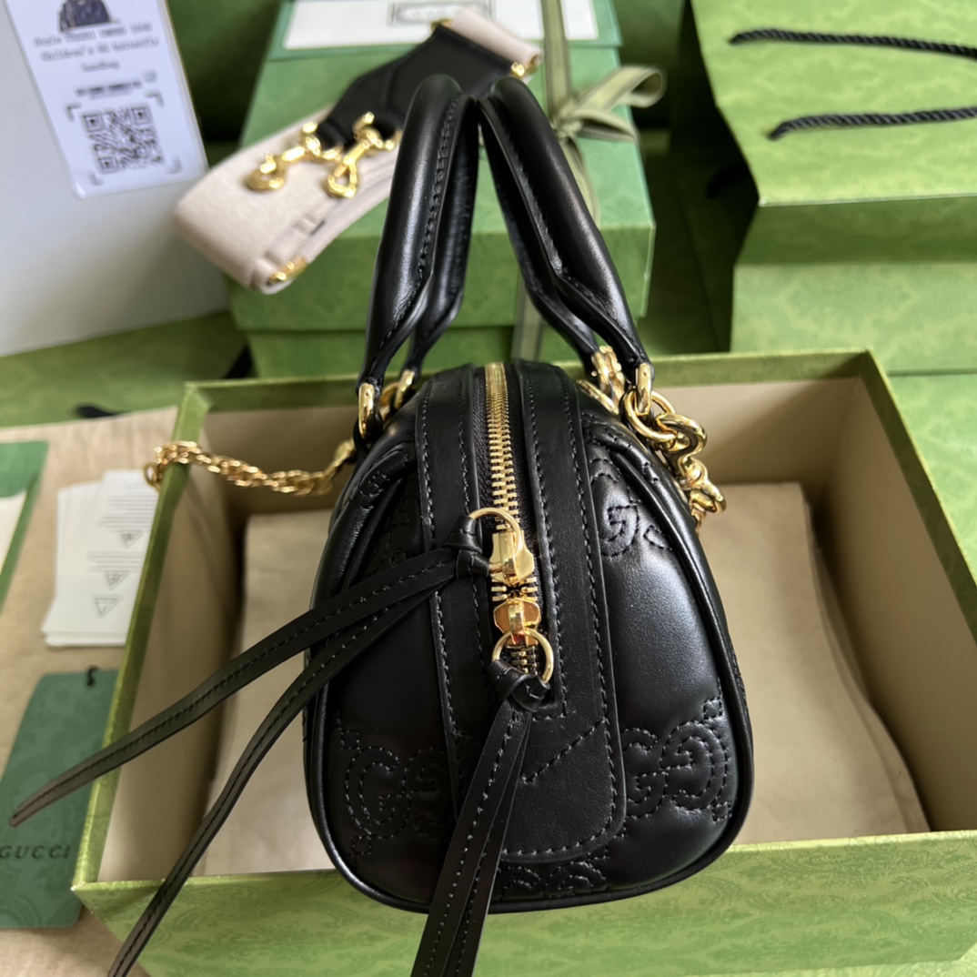 G*u*i gg matelassÉ mini bag