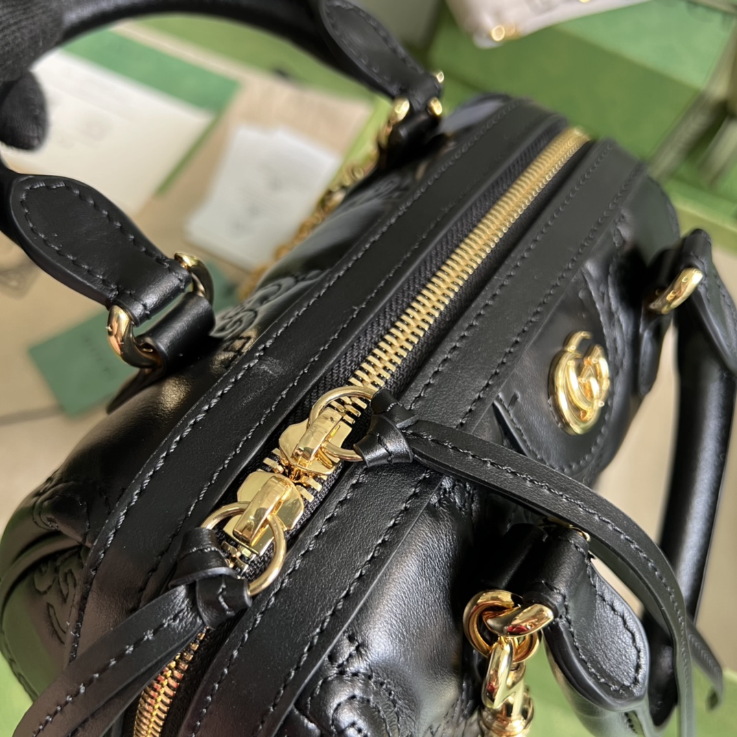 G*u*i gg matelassÉ mini bag
