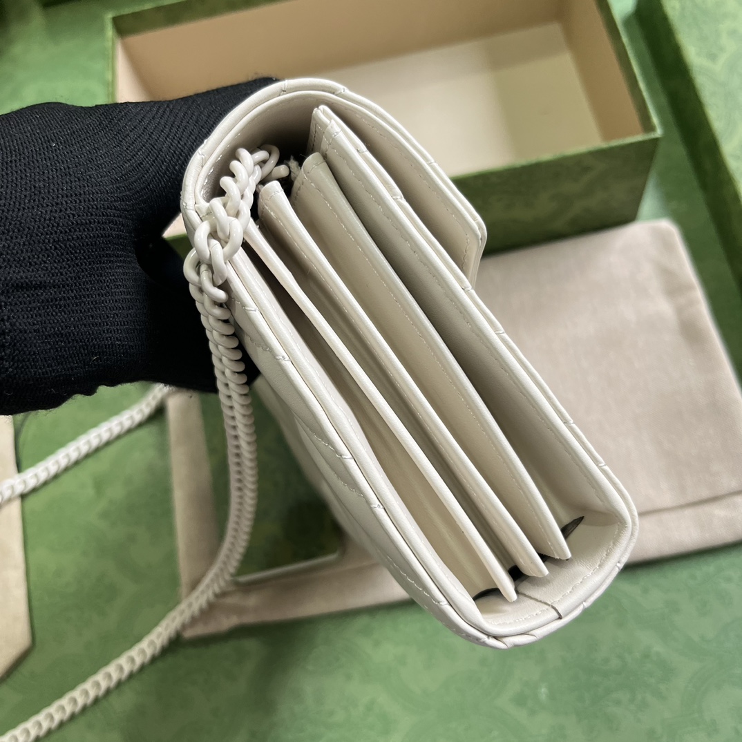 G*u*i gg marmont mini bag