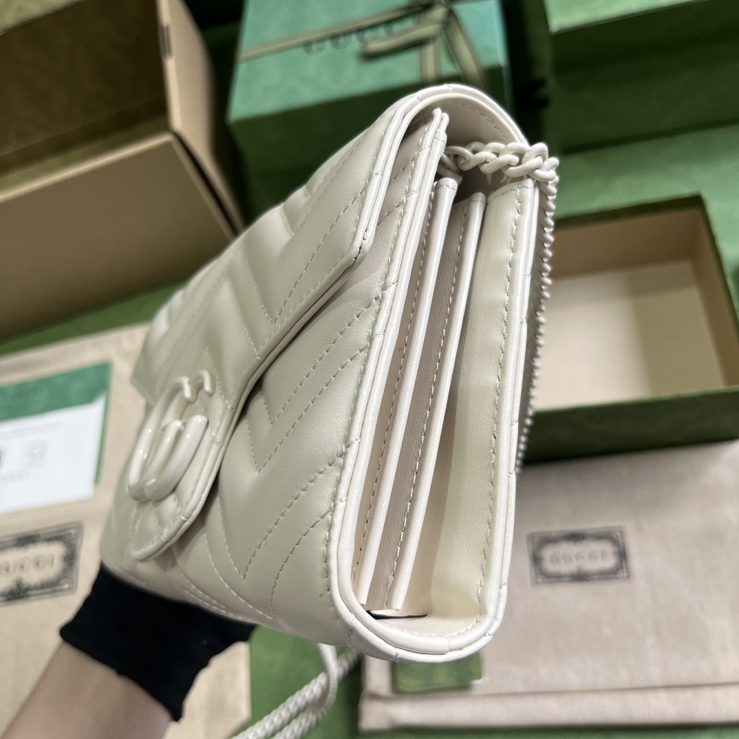 G*u*i gg marmont mini bag
