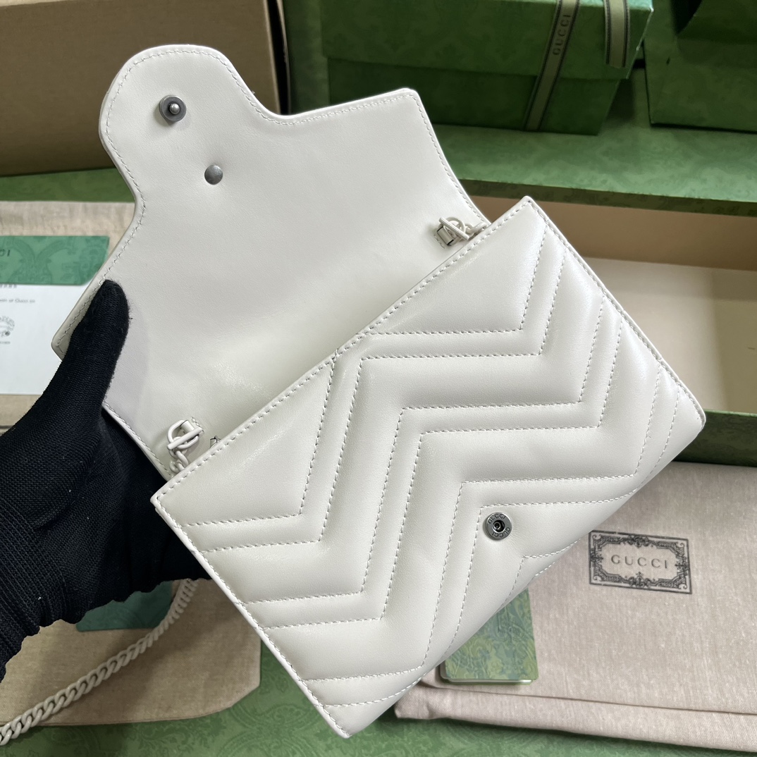 G*u*i gg marmont mini bag