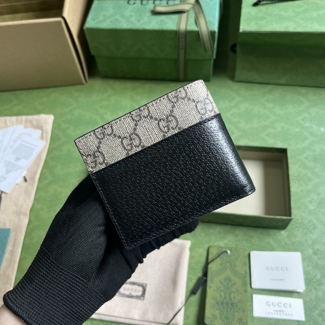 WALLET WITH CUT-OUT INTERLOCKING G