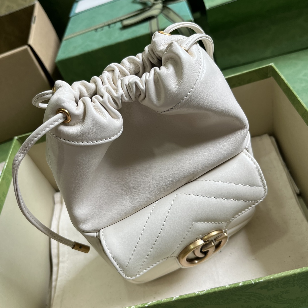 G*u*i gg marmont mini bucket bag