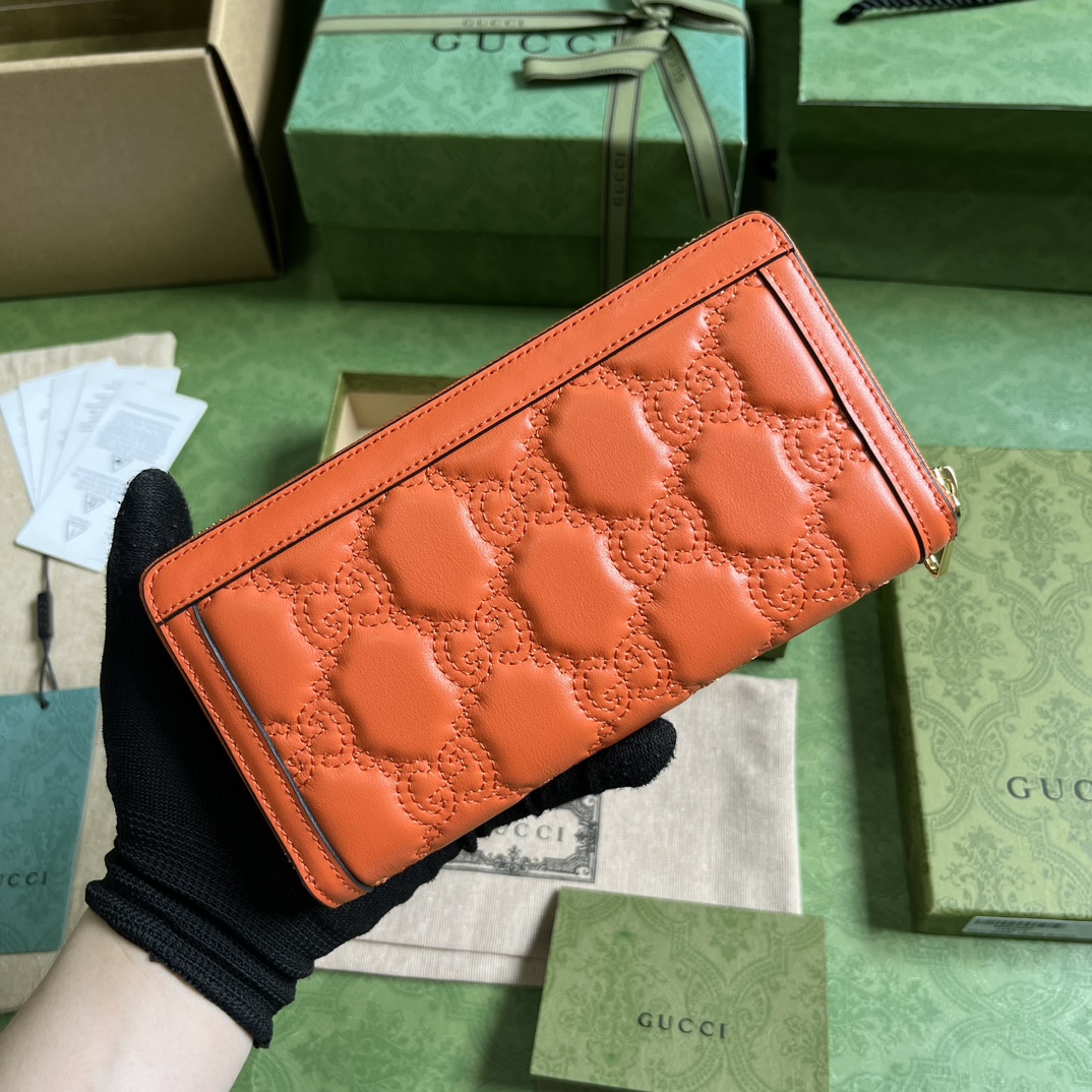 G*u*i gg matelassÉ zip-around wallet