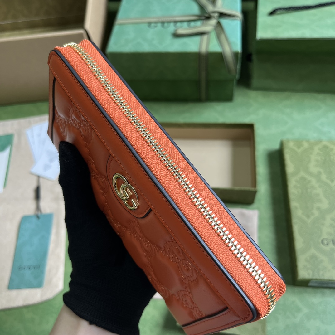G*u*i gg matelassÉ zip-around wallet