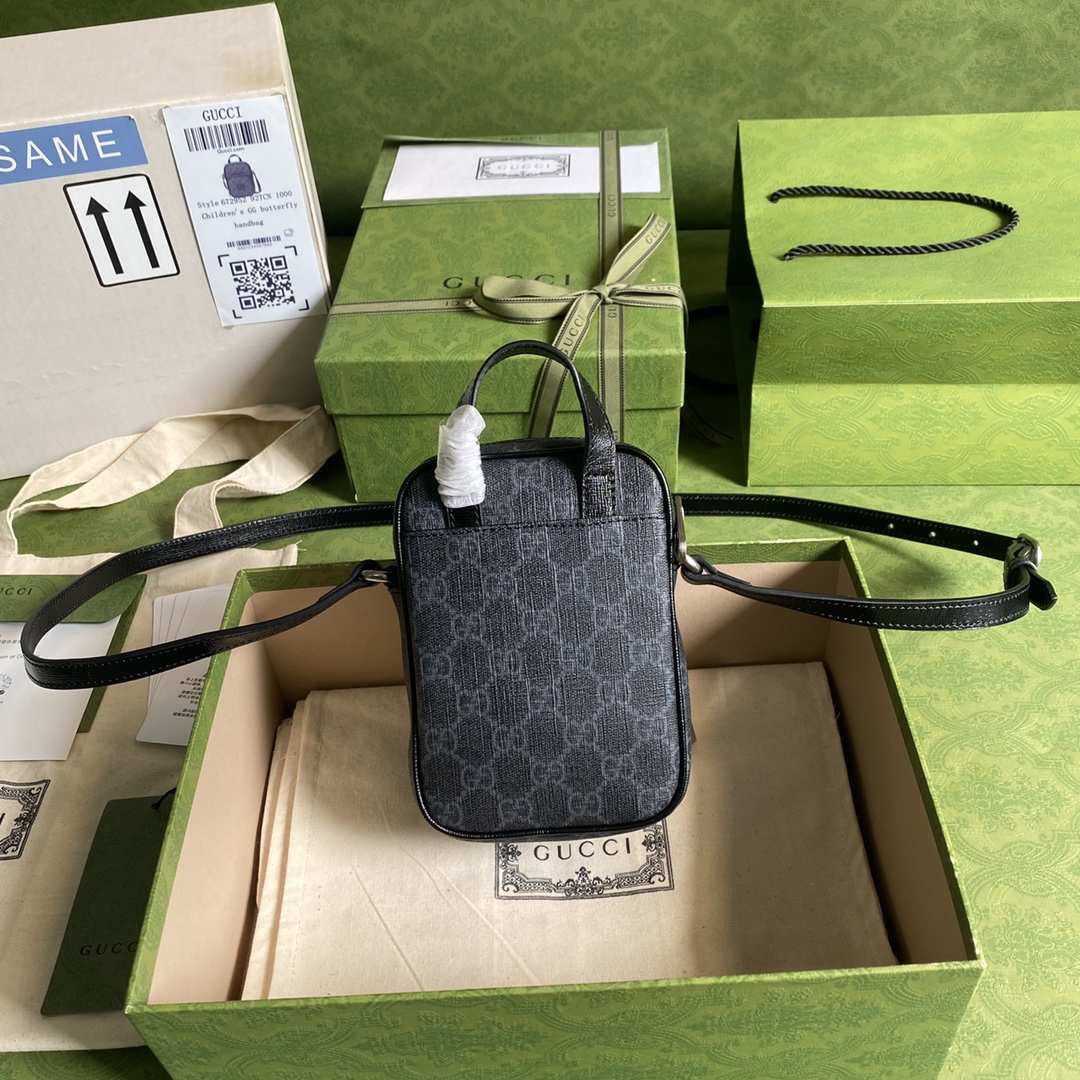 G*u*i meo vintage mini handbag