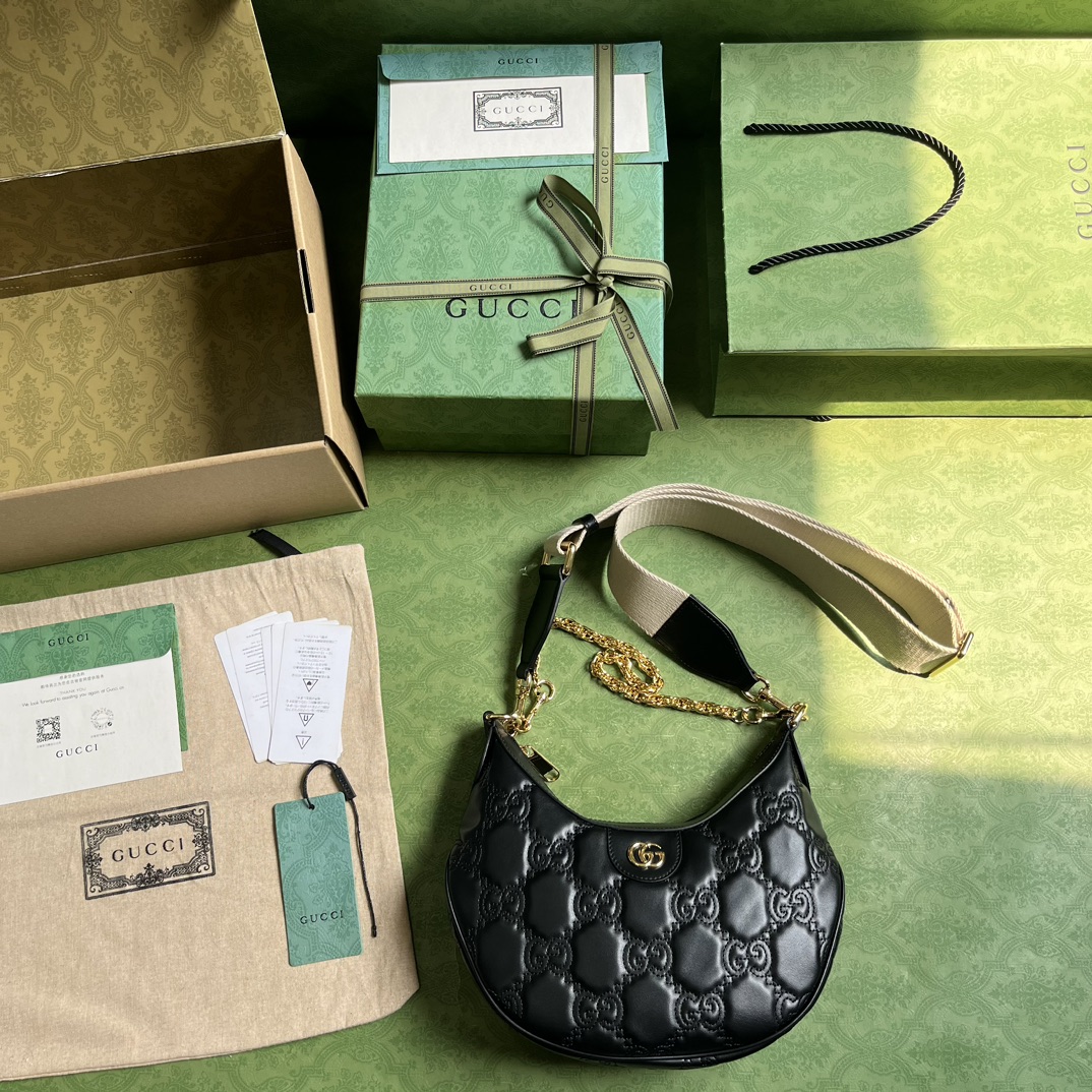 G*u*i gg matelassÉ small shoulder bag