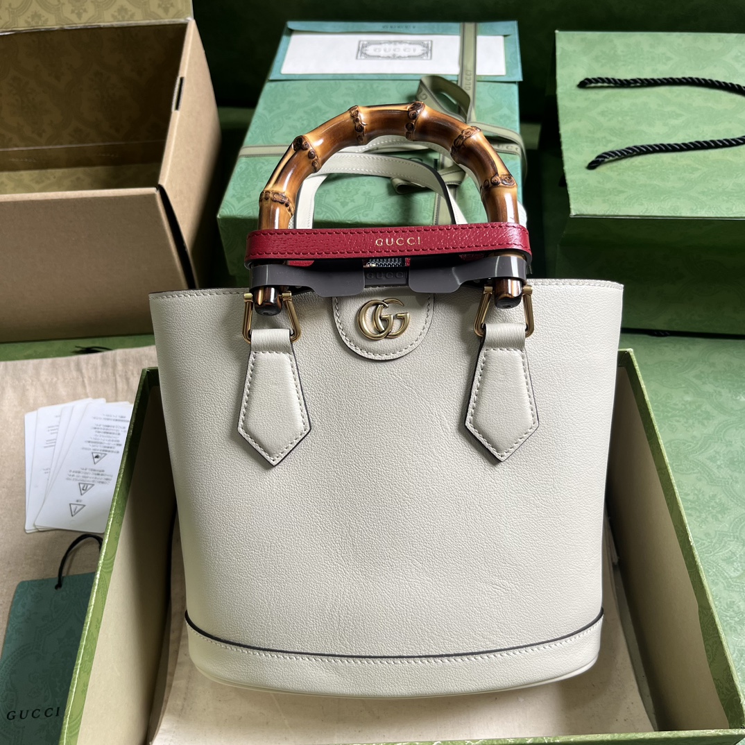 G*u*i diana small tote bag