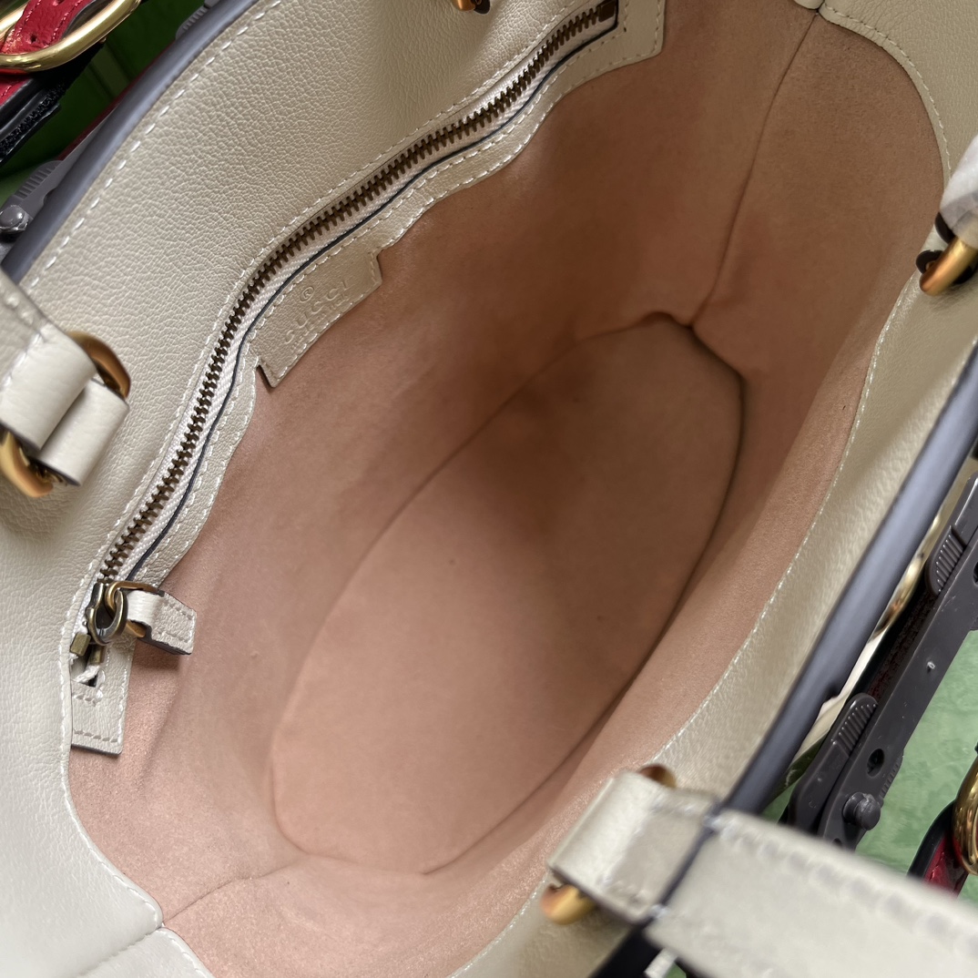G*u*i diana small tote bag